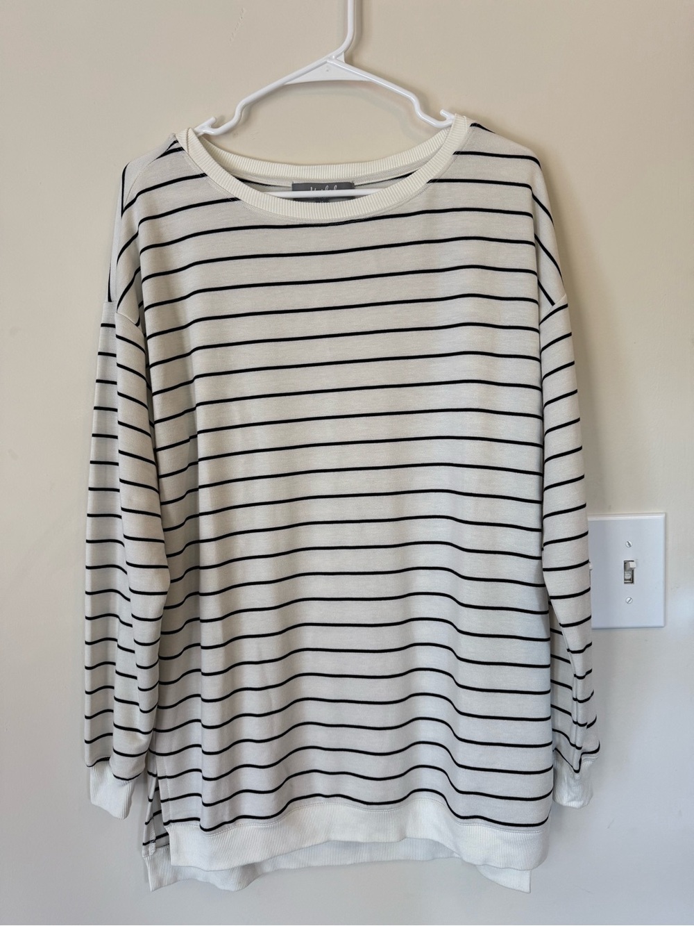 Marled Striped Crewneck Sweatshirt - White & Black